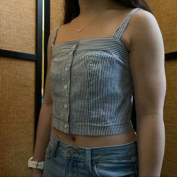 💙BRANDY MELVILLE TANK TOP💙 - Picture 2 of 4